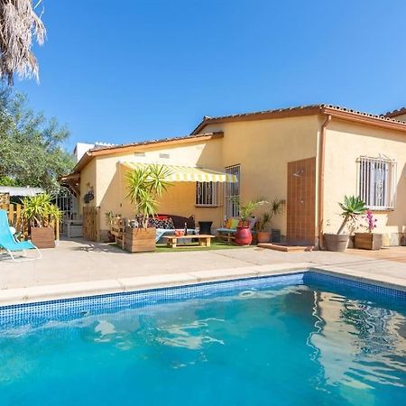 S46-Casa De Vacaciones Climatizada Con Piscina, En El Centro Junto Al Mar, Barbacoa Y Wiifi เอมปูเรียบราบา ภายนอก รูปภาพ