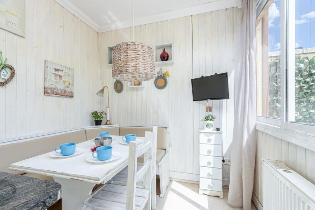 S46-Casa De Vacaciones Climatizada Con Piscina, En El Centro Junto Al Mar, Barbacoa Y Wiifi เอมปูเรียบราบา ภายนอก รูปภาพ